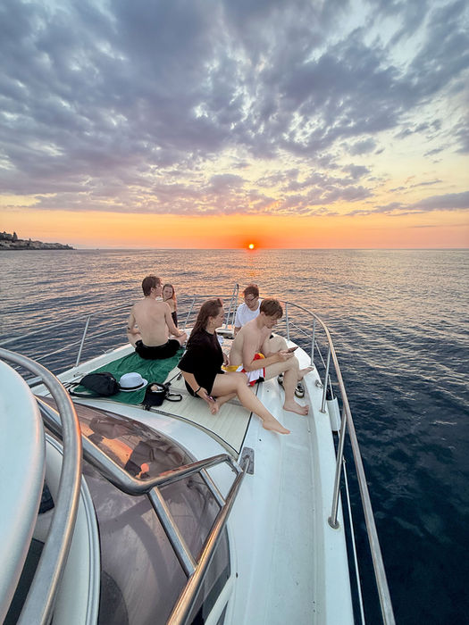 Giro in barca a Cefalù