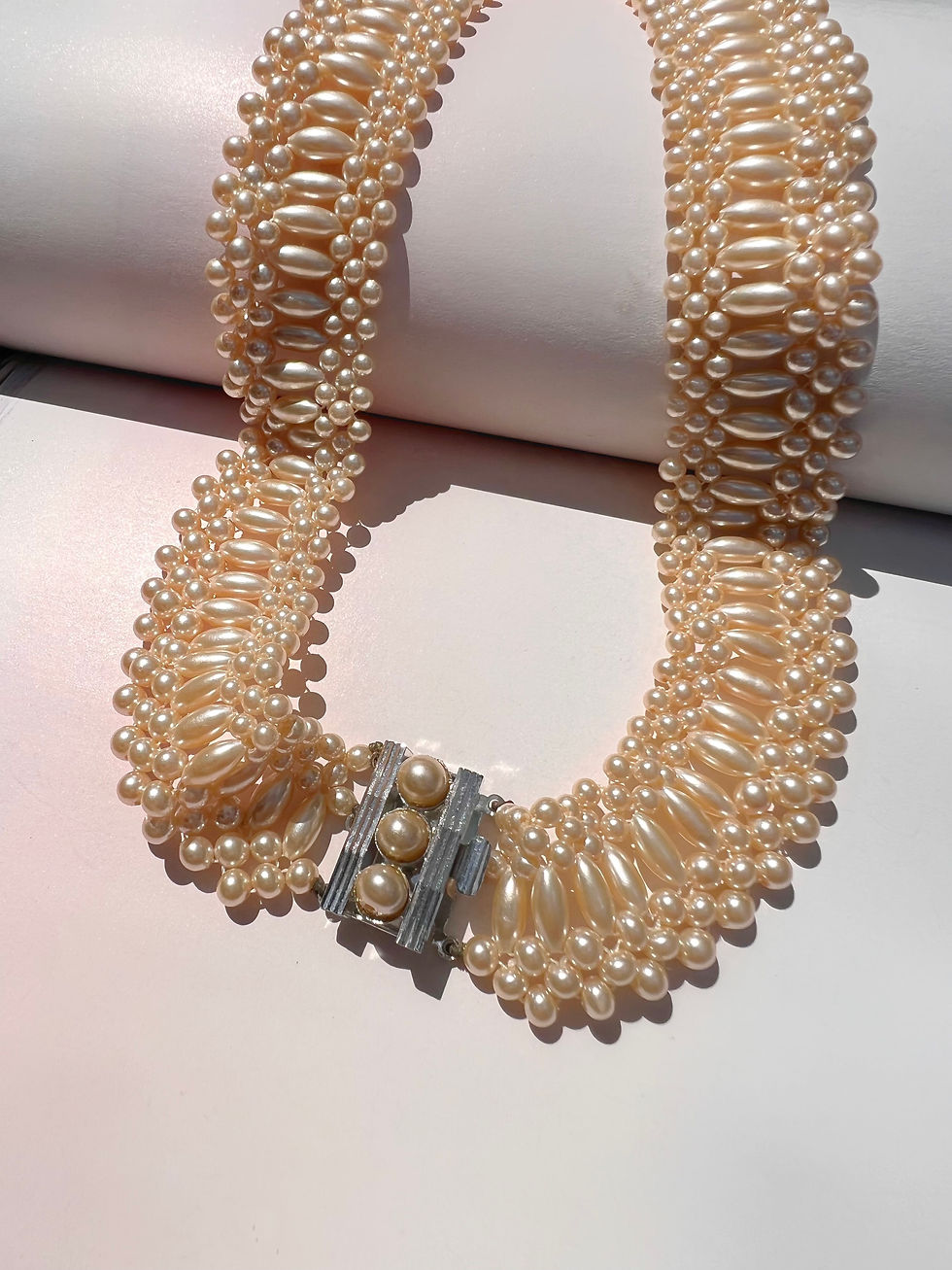 Thumbnail: Collier Joy