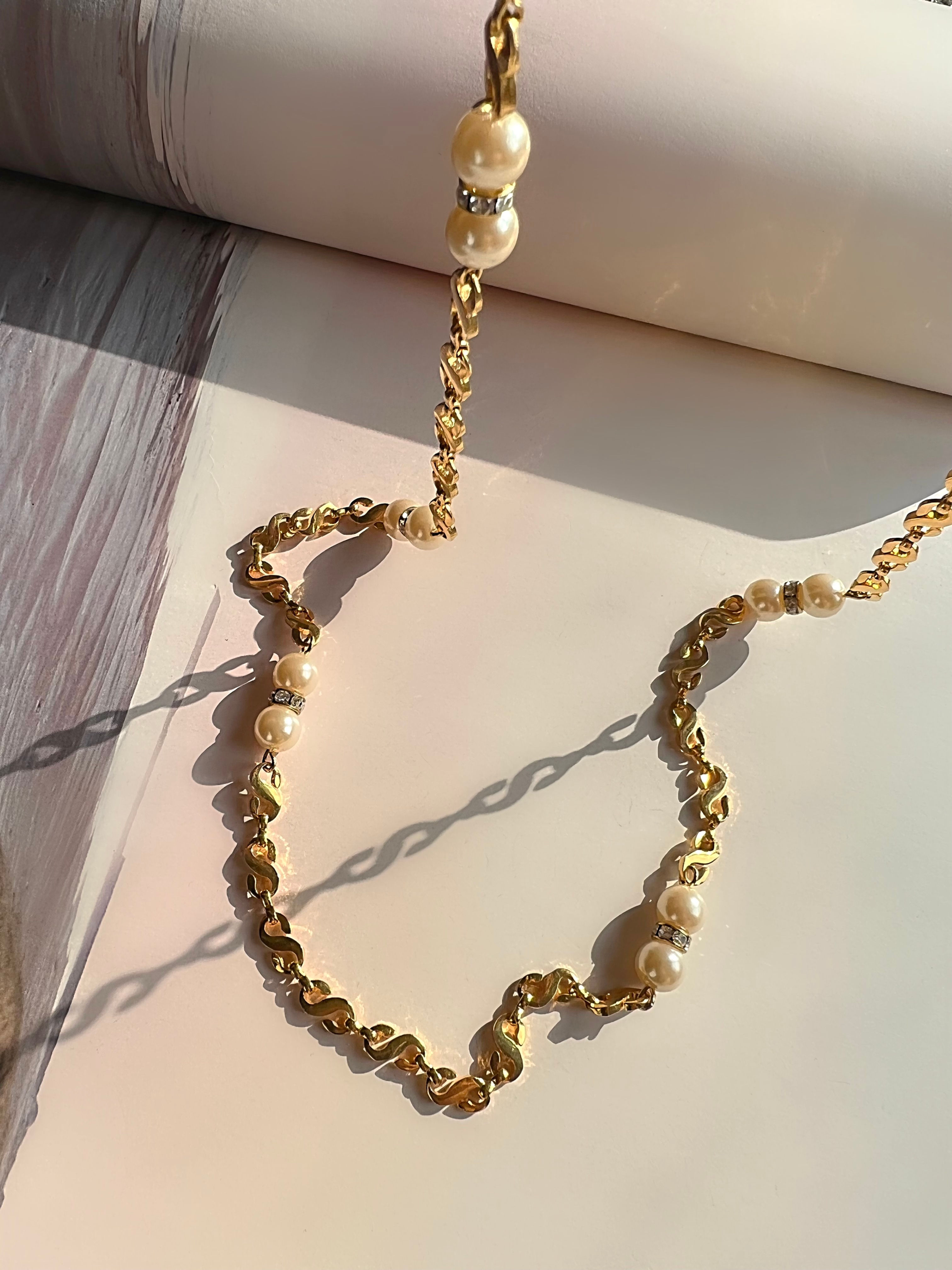 Collier Dehaan