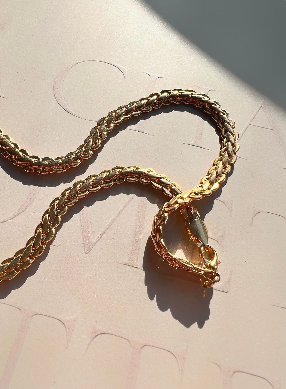 Thumbnail: Collier Mitchell