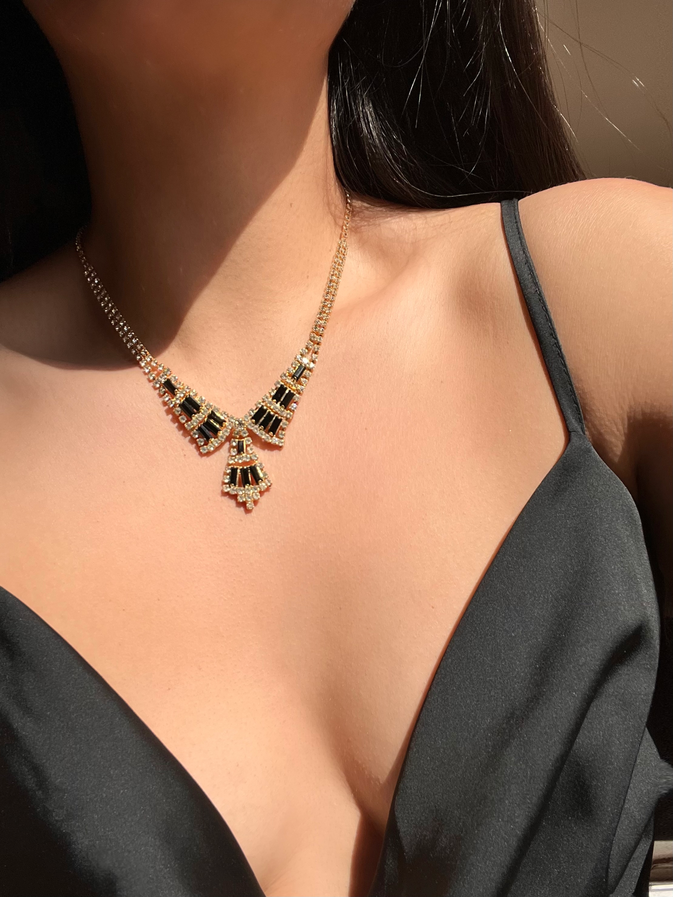 Collier Harriett