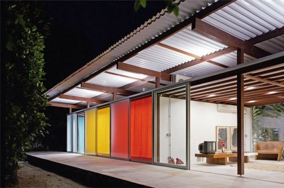 casa com telha sanduiche