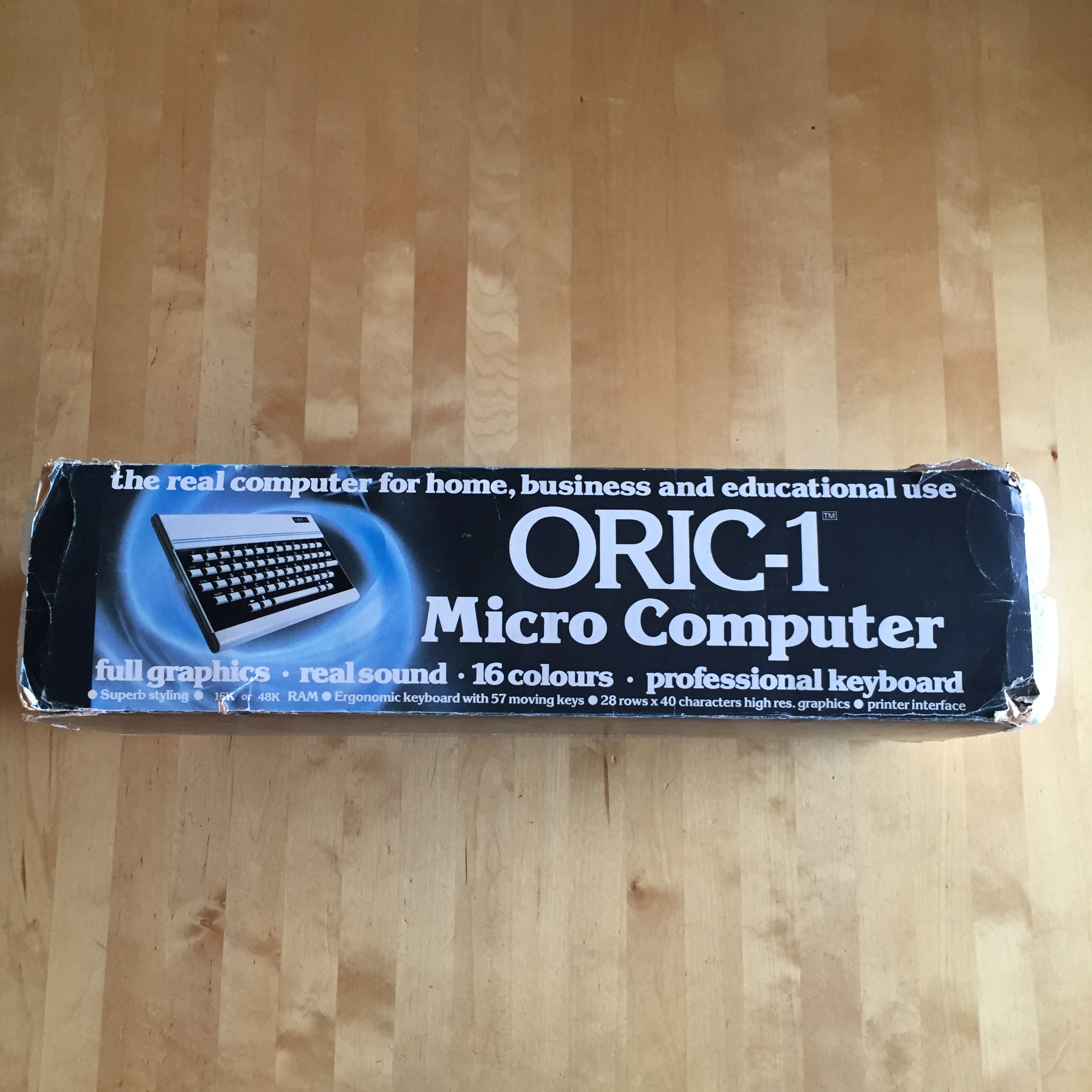 Oric-1 alkuperäinen pakkaus