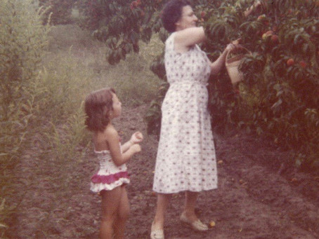 Growing Up With Yiayia in an Ethnic Family