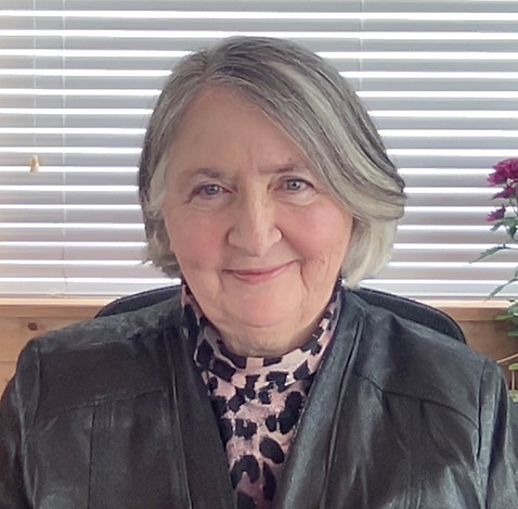 Lynn Fraser headshot 2023.jpeg
