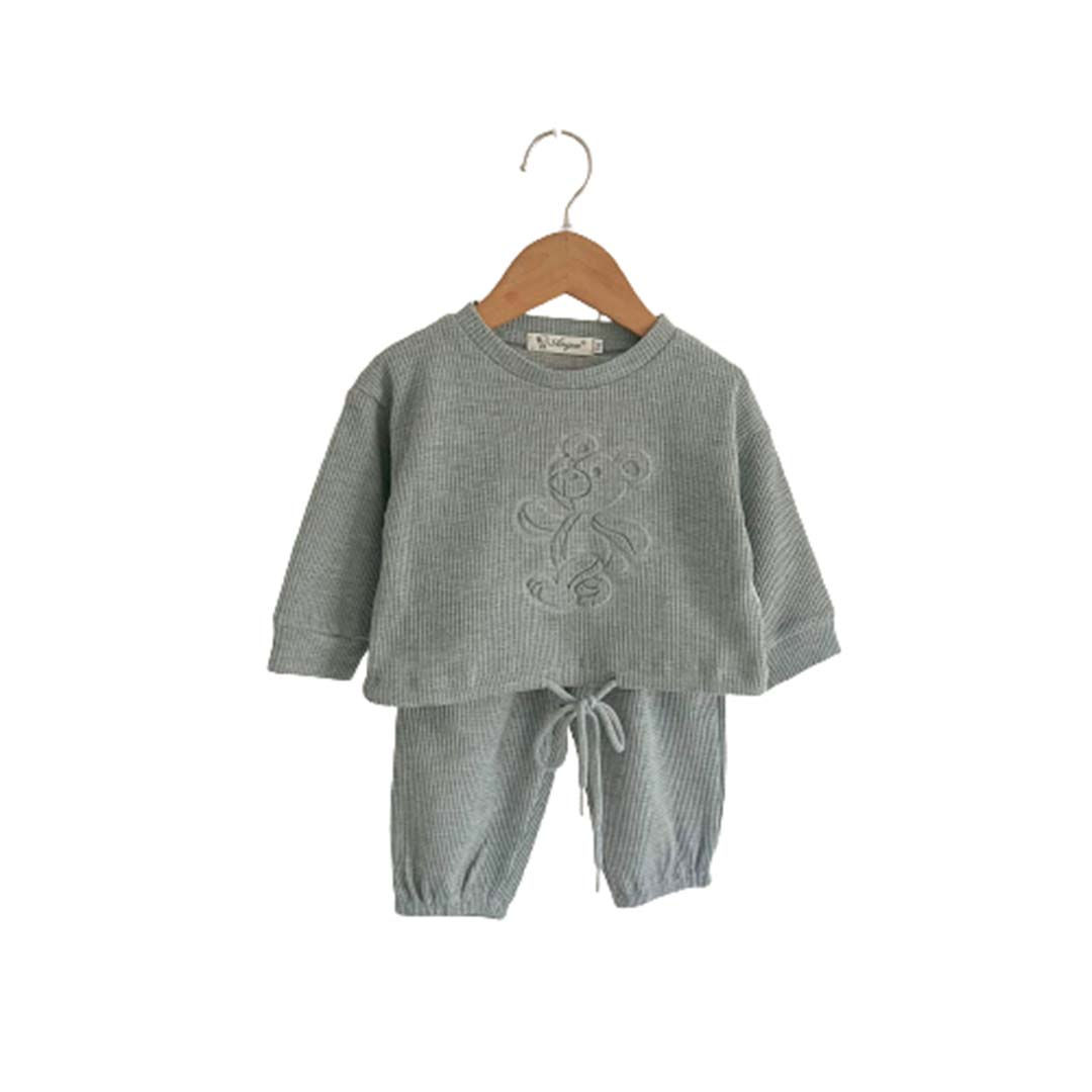 Conjunto osito gris