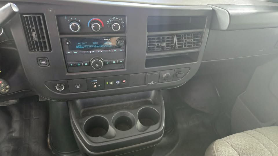Thumbnail: 2020 Chevrolet Express 2500