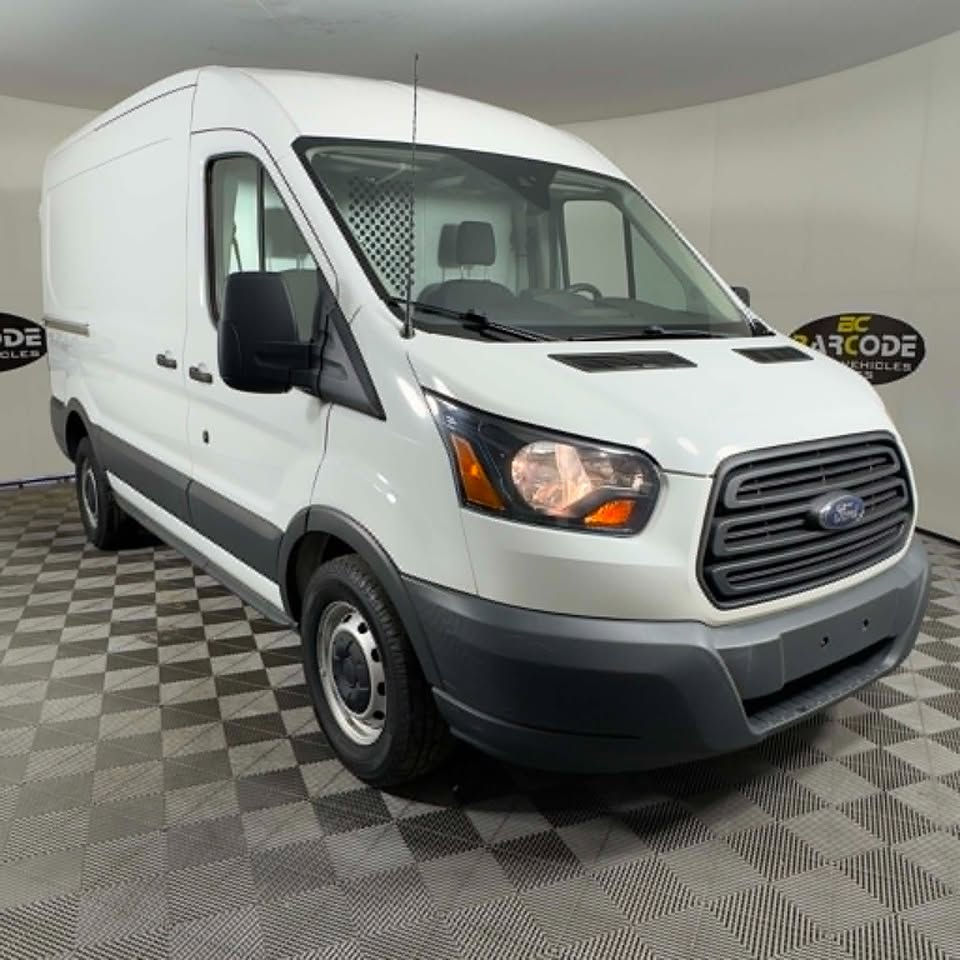 Thumbnail: 2018 Ford Transit-250 High Roof