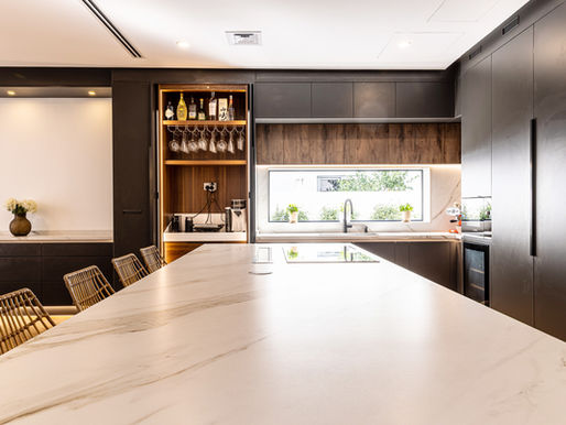 Elevate Your Space: Mastering the Art of Countertop Selection for Kitchen and Vanity Bliss