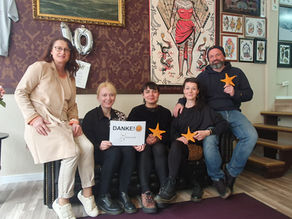 Tattoo-Studio spendet für Sternenlichter