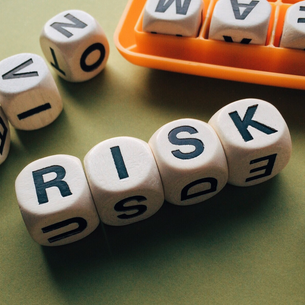 Contracts: a part of the risk management strategy