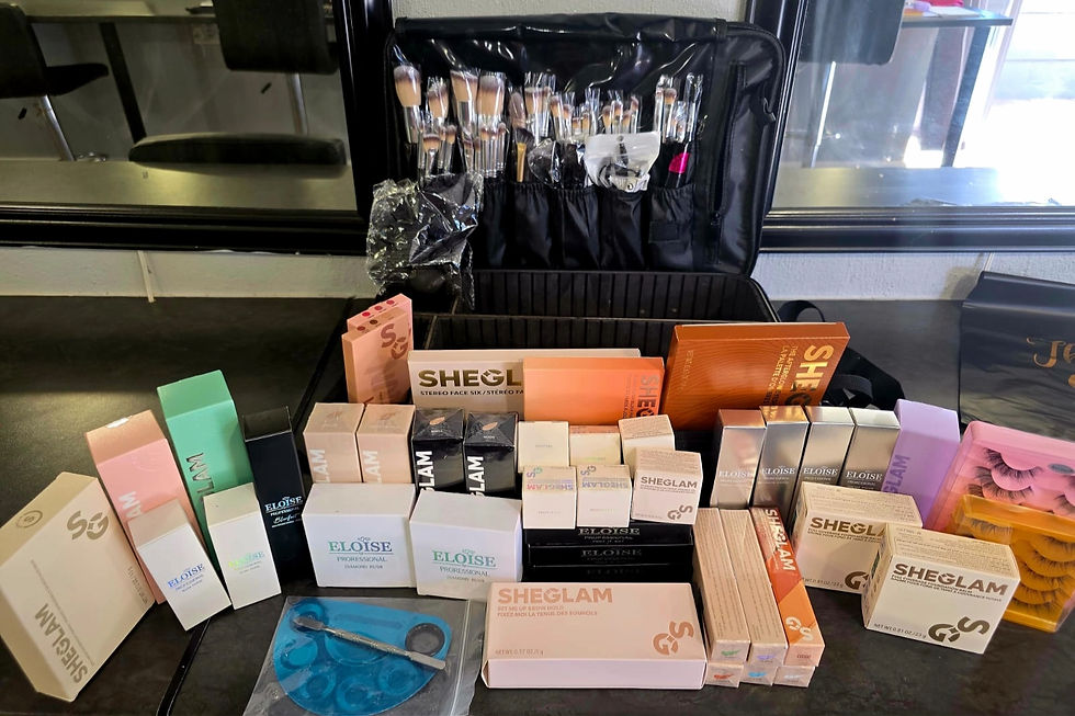 Thumbnail: Student Bridal Makeup Kit