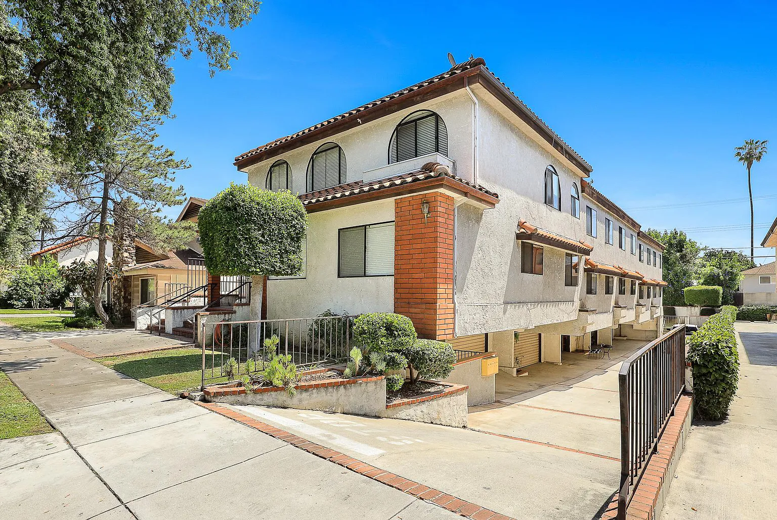 424 N Electric Ave #C, Alhambra, CA 91801