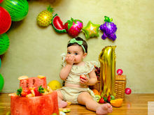 Aurora e o bolo de frutas