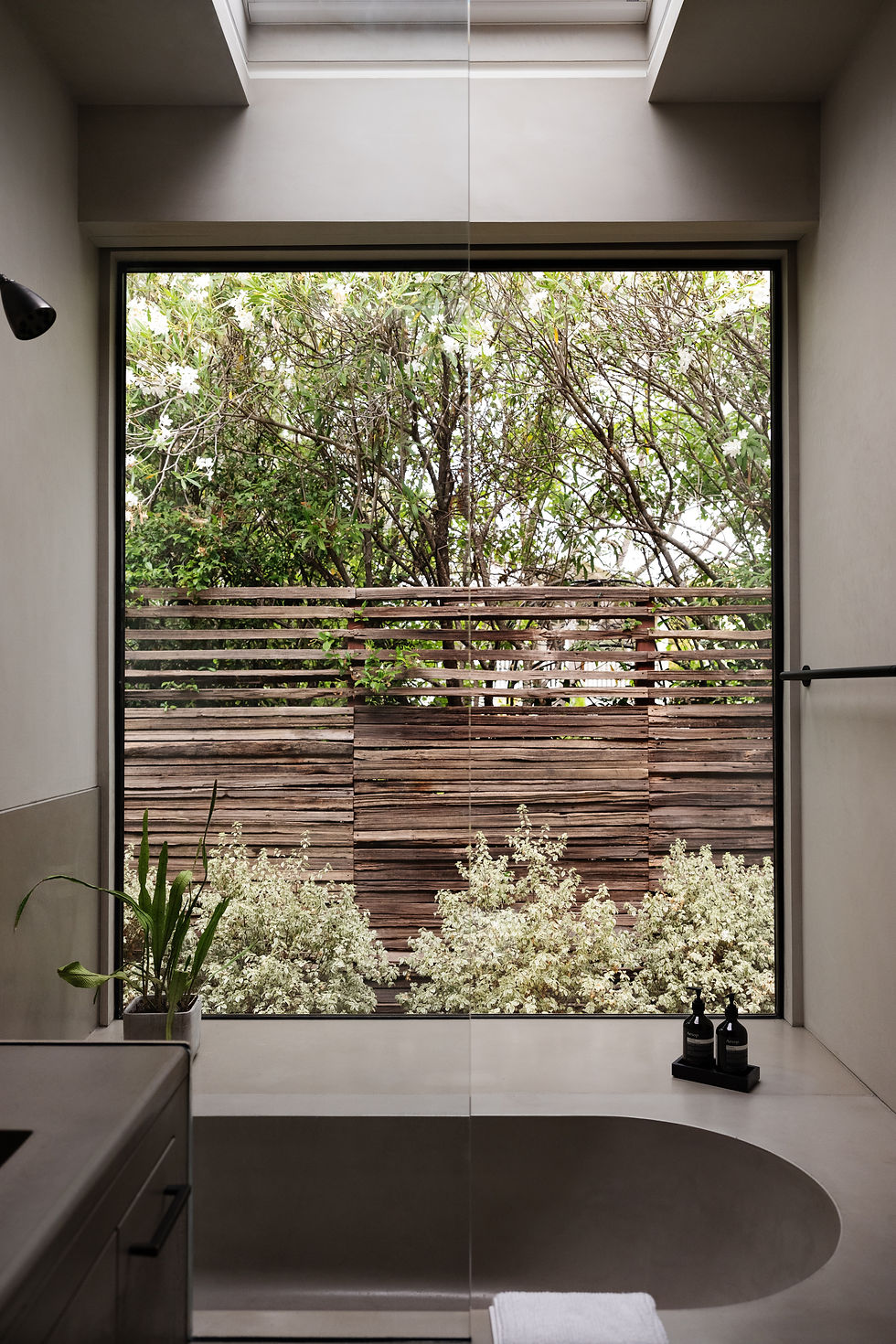 Photographer: Eileen Roche