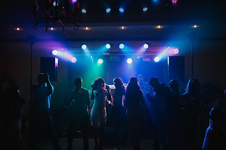 sonorisation et mise en lumière soirée DJ