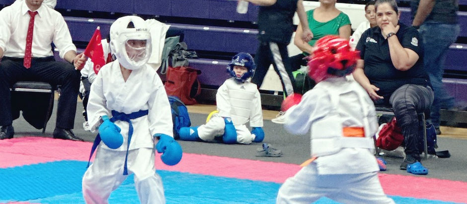 niños de karate cancun en torneo en Monterrey