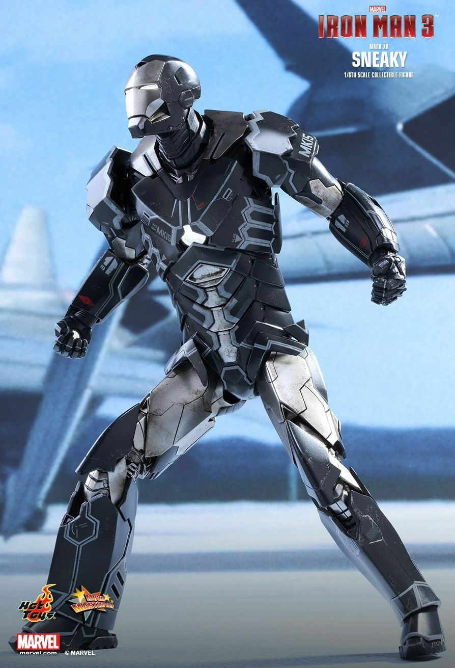 Thumbnail: HOT TOYS IRON MAN 3 MARK 15 SNEAKY