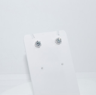 6mm Essential White Gold V-Claw Lab Diamond Studs