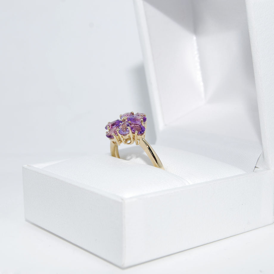 Amethyst Flower Cluster Yellow Gold Ring