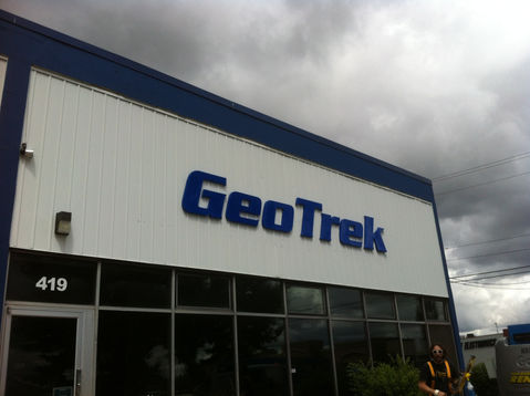 Geotrek Identification Signage