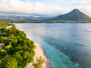 Unwind in Paradise: The Top Beaches to Visit in Mauritius for a Relaxing Holiday