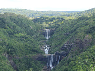 Discover the Enchanting 7 Cascades: A Jewel of Mauritius