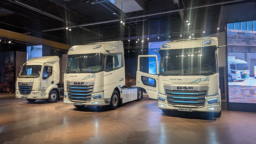 Stiller exploring sustainable transport and low-emission logistics at DAF Experience Centre Eindhoven