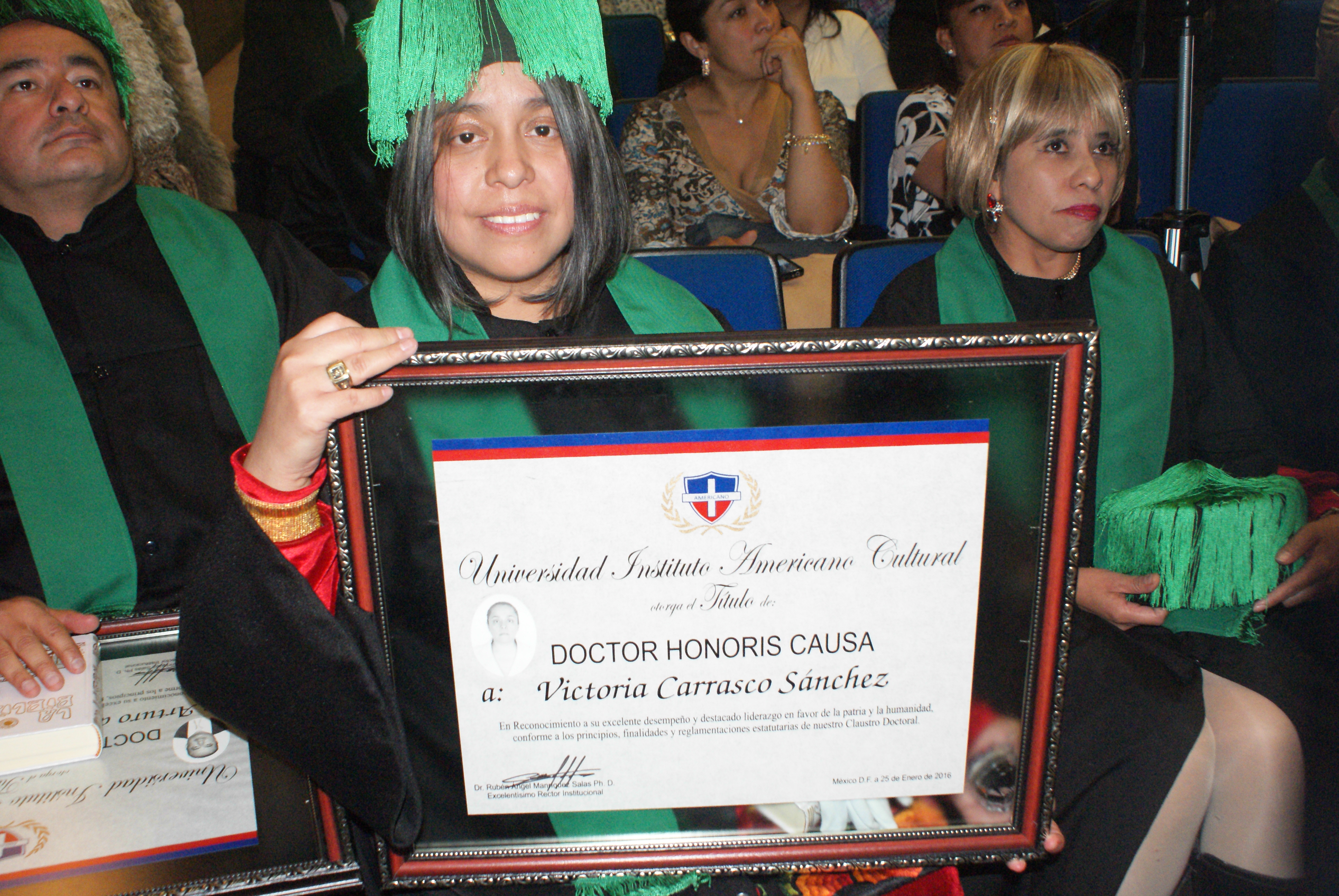 Doctorado Honoris Causa