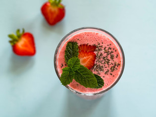 Keto Strawberry Chia Cheesecake Shake