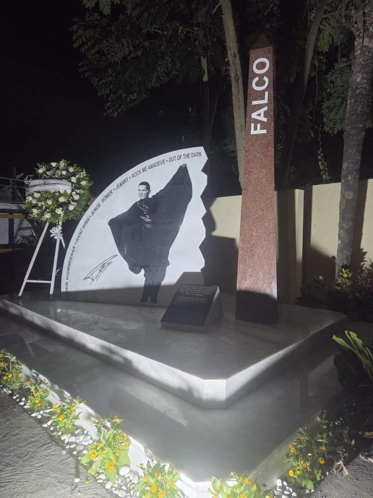 Falco Memorial in Puerto Plata: Uhr aus der Todesfahrt taucht auf