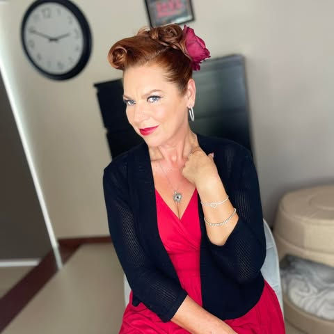 Thumbnail: Sol Versailles Hair Salon - Amanda, PV Valued at $200 USD