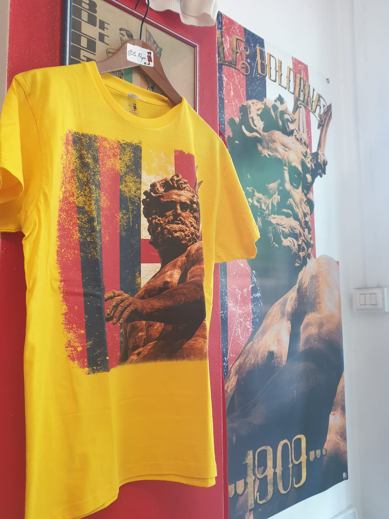 T SHIRT " Nettuno"