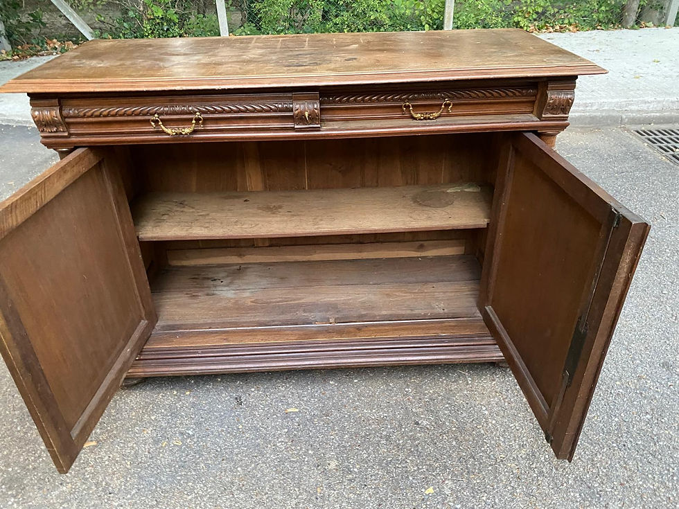 Miniature : Buffet enfilade Henri II en bois sculpté 1930