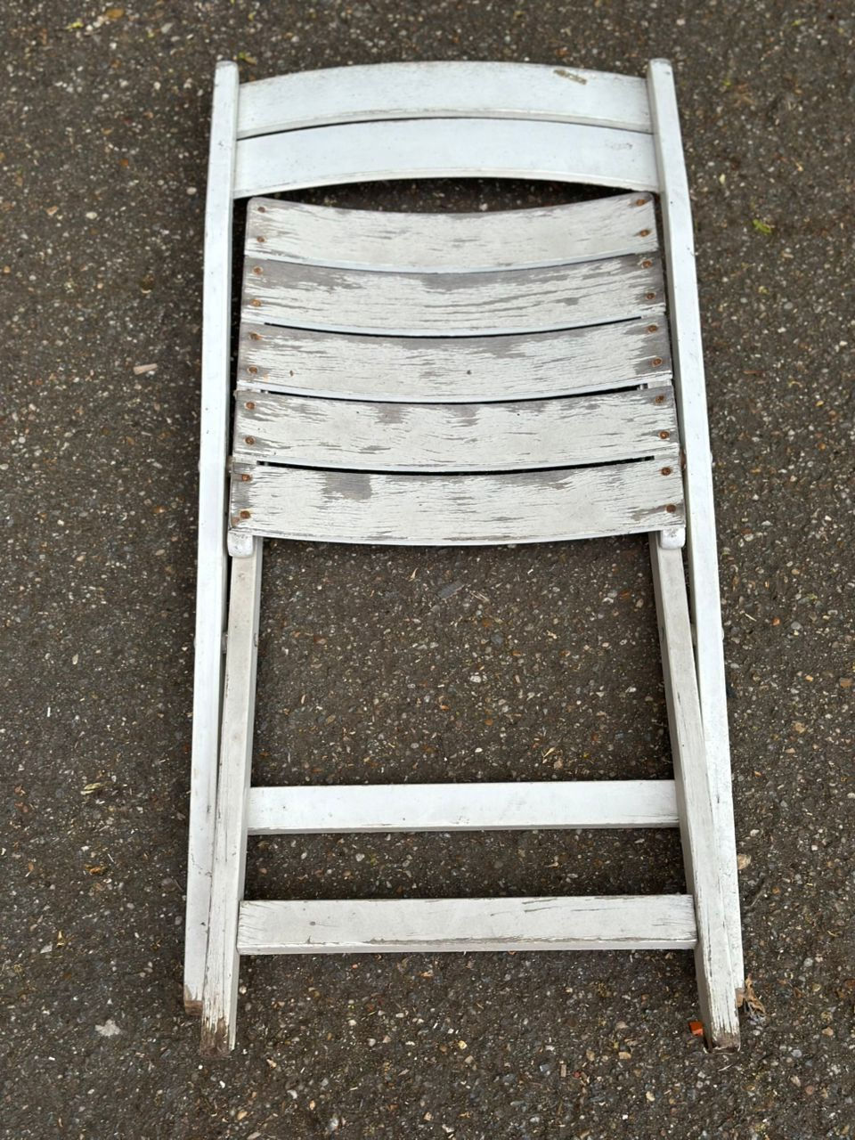 Miniature : 2 chaises pliantes de jardin en bois dans le style bistrot classique