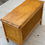 Miniature : Banc coffre vintage bois massif chêne clair style Louis XV