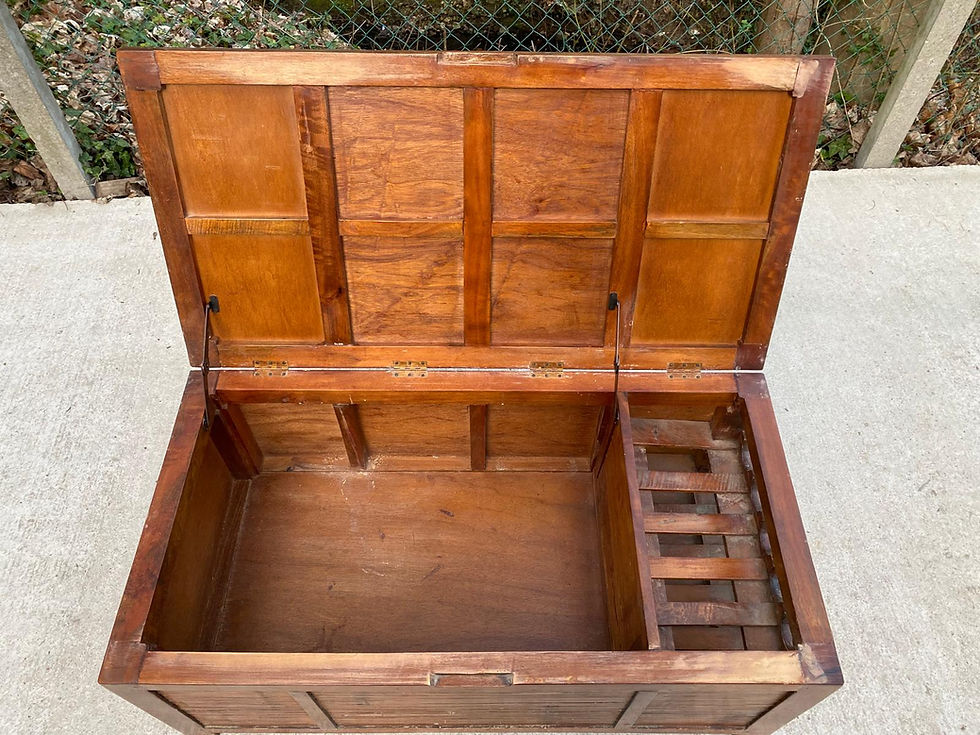 Miniature : Coffre de rangement bouteilles en bois massif