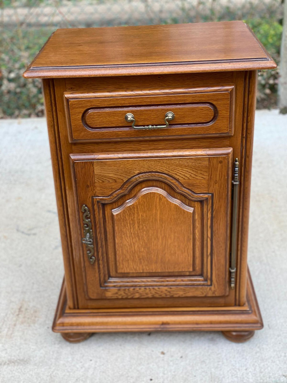 Commode anglaise bois massif chêne moyen satin