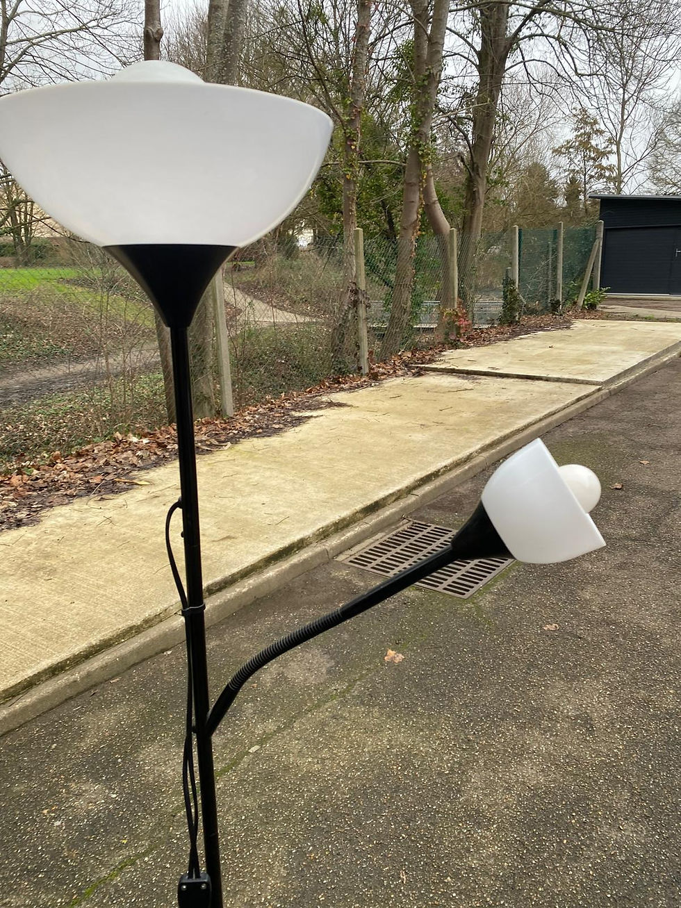 Miniature : Lampadaire liseuse ikea TÅGARP noir avec 2 ampoules