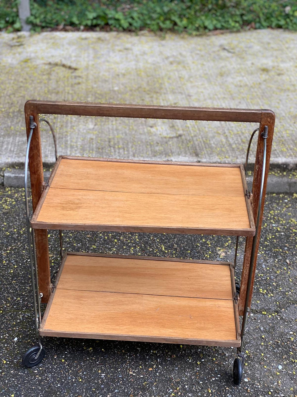 Miniature : Desserte scandinave en teck massif 1950