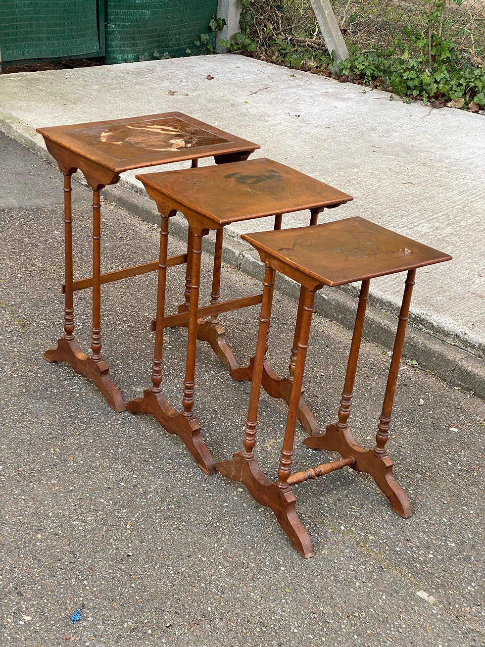Miniature : 3 tables gigognes art nouveau bois massif et marqueterie 19ème