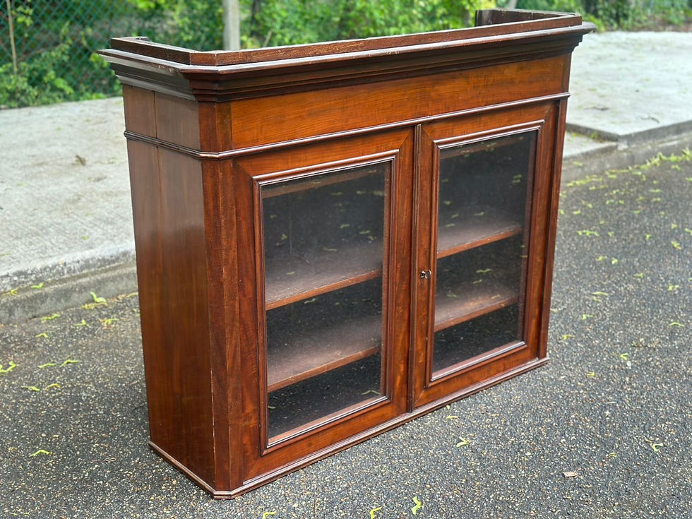 Miniature : Bibliothèque vitrée style Louis Philippe du XIXème siècle en bois massif