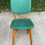 Miniature : Chaise scandinave bois massif et cuir vert 1960