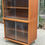 Miniature : Commode buffet vitrine scandinave en bois avec portes vitrées coulissantes