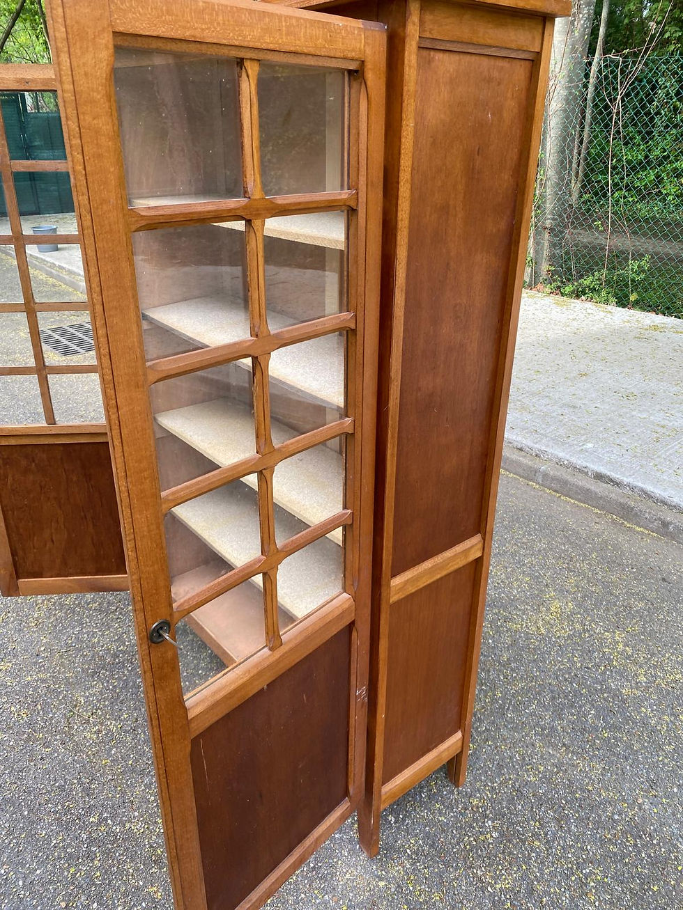 Miniature : Vitrine parisienne en bois des années 50