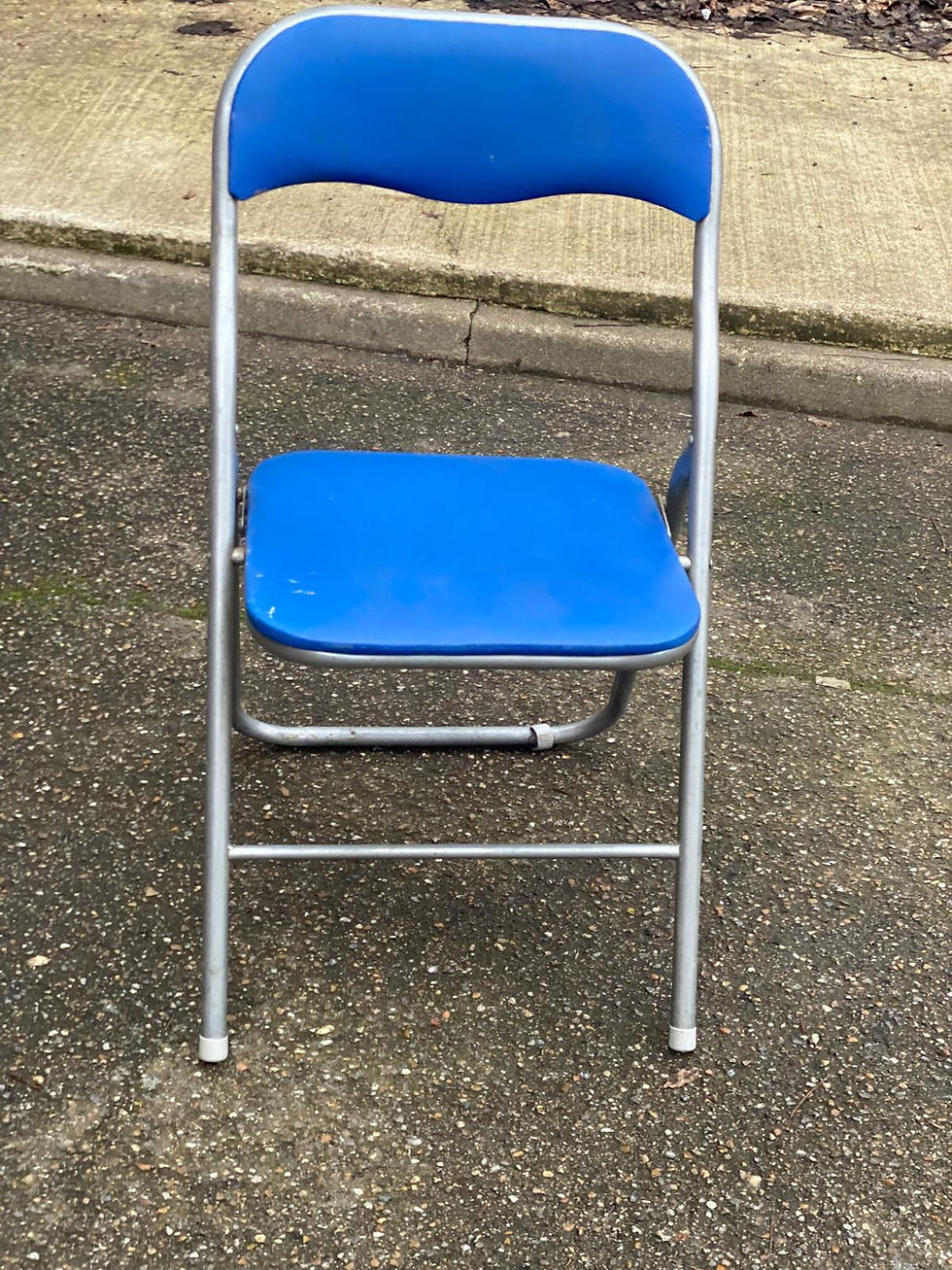 Miniature : Chaise pliable acier gris et simili cuir bleu