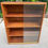 Miniature : Vitrine scandinave en bois bande dorée