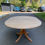 Miniature : Table à manger ronde extensible pied central rénovée en bois brut 150cm