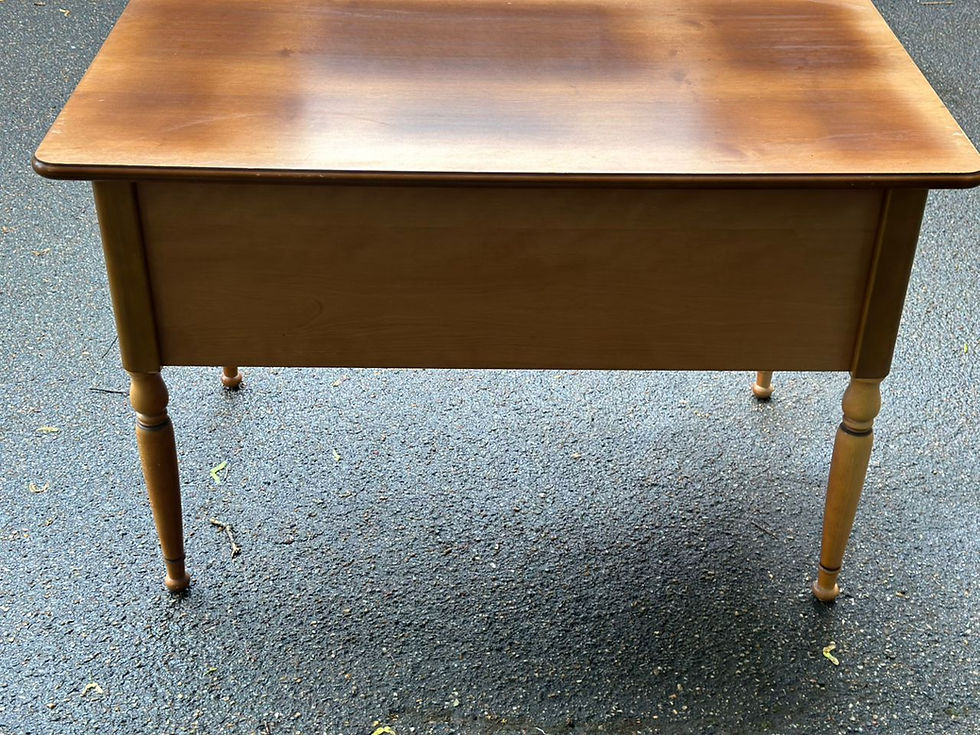 Miniature : Bureau Louis Philippe en bois des années 70