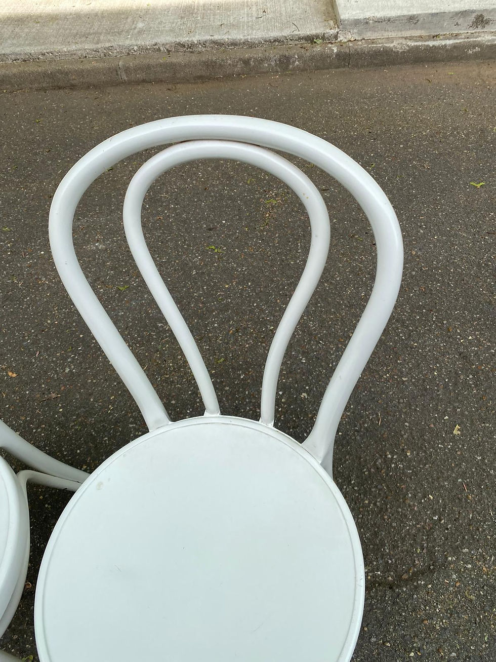 Miniature : 2 chaises de bistrot en plastique blanc ikea olga